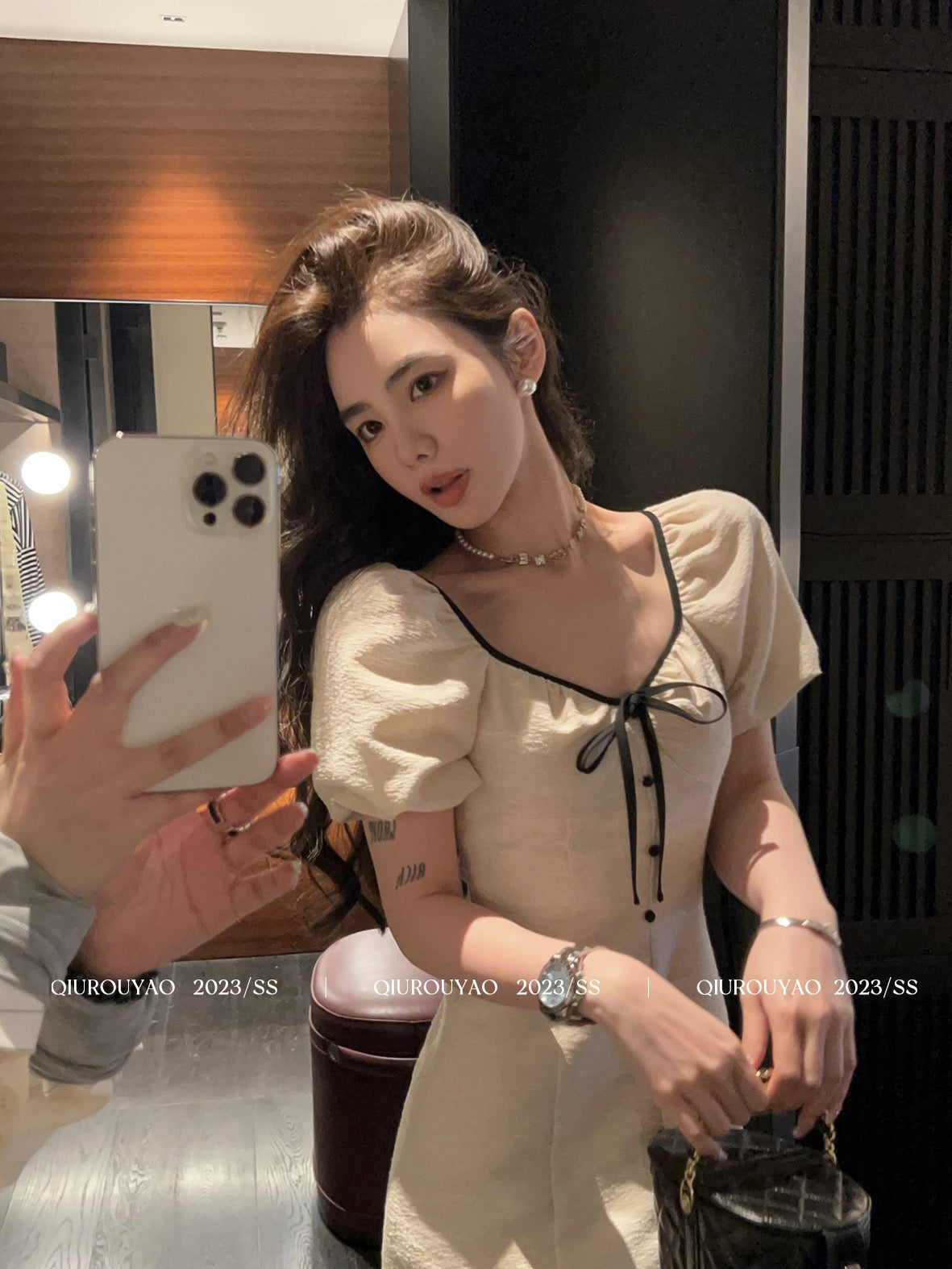 Qiu Rouyao 2023 summer new white puff sleeves small fragrant wind dress female v-neck waist small skirt