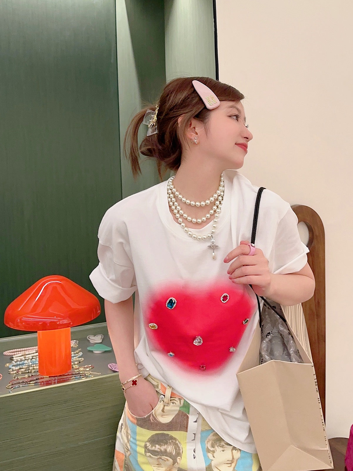 Thebestxue Korean version of fashionable white color diamond love loose short-sleeved t-shirt female 2023 summer new t-shirt