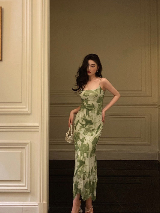 Gove 瑅 Green Printed Suspender Dress Women 2023 New French Retro Gentle Temperament Slim Long Dress