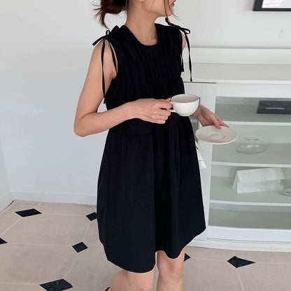 Korean chic niche retro round neck pleated bow tie small sleeveless vest dress female