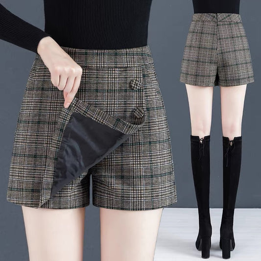 Woolen shorts women's autumn and winter 2021 new high waist loose wide-leg skirt pants A-line outerwear explosive style plaid boot pants