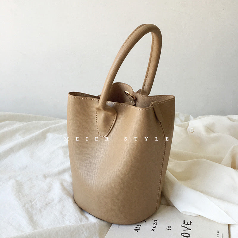 Korean ins simple retro bucket bag fashion all-match handbag shoulder Messenger bag mother bag texture female bag