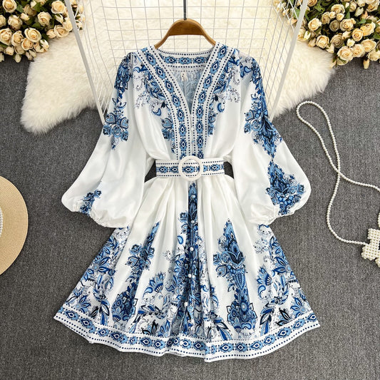 Spring and autumn commuting retro court style positioning printed lantern sleeves V-neck waist slimming single-breasted A-line dress