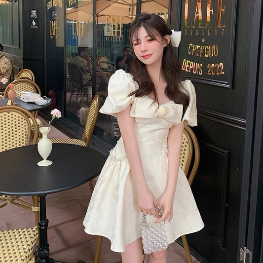 Bingbing is here [Pear Falling Begonia] Heavy Industry tassel high-end national style disc button improved cheongsam puff sleeve dress 1505