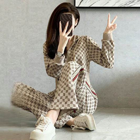 High-end temperament sports and leisure suit women's autumn 2022 new cardigan sweater fashion foreign style wide-leg pants two-piece set