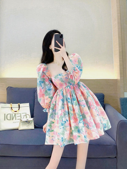 Fugitive princess tutu skirt 2023 summer new sweet French square collar puff sleeve waist floral dress 2014