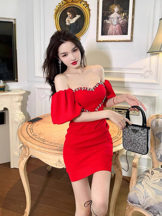 European station net red chic collarbone one-shoulder dress red slim hot girl shirt high-end chic and stunning