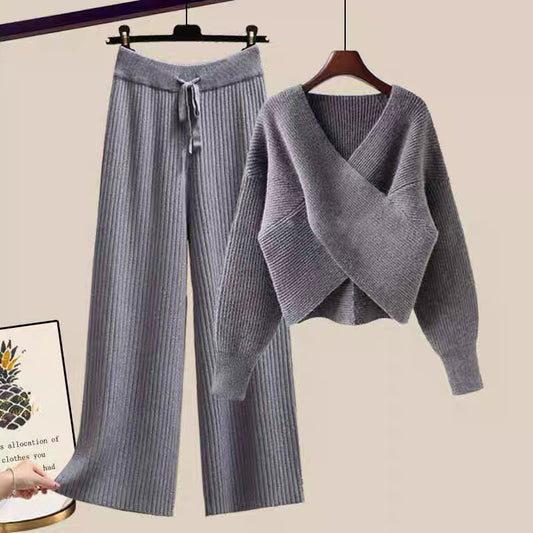 Winter Xiaoxiangfeng gentle wear knitted autumn and winter suit 2022 new women's sweater wide-leg pants two-piece set