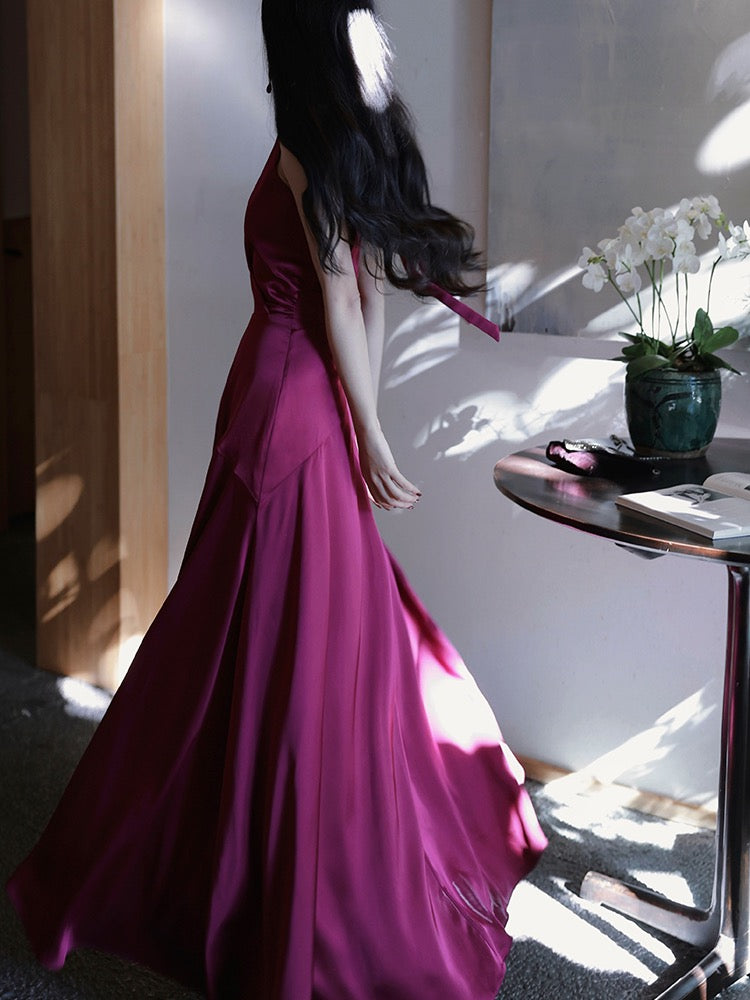 Xiaoli Phantom of the Opera Halter Neck Suspender Dress Autumn and Winter 2022 French Ladies Advanced Sexy Dress Dress