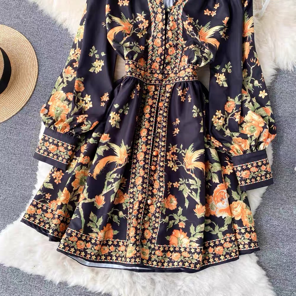 Court style retro floral dress female celebrity temperament V-neck single-breasted waist-slimming puff-sleeved A-line skirt