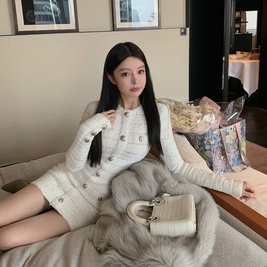 Good morning Fanfan heavy industry embossed skirt female autumn and winter self-cultivation slim and gentle French knitted dress with hips