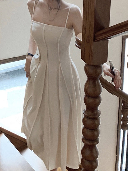 White sling dress women's summer 2023 new tea break French temperament waist slimming long skirt