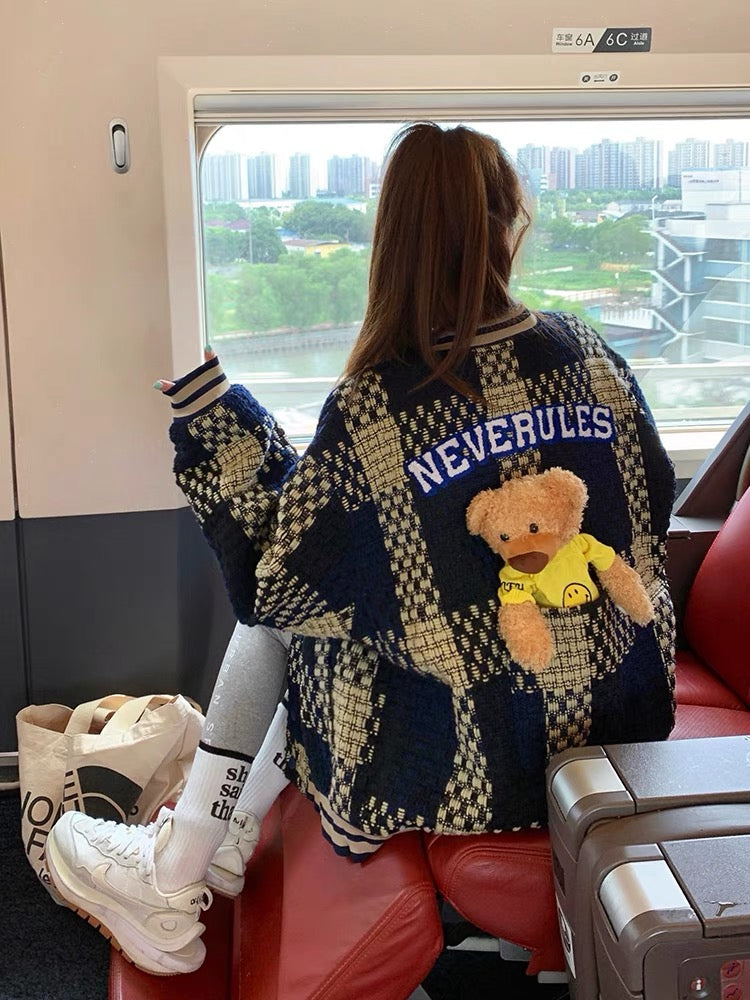 Xiaoxiangfeng baseball jacket women's autumn and winter loose American tide brand design sense plaid bear jacket oversize