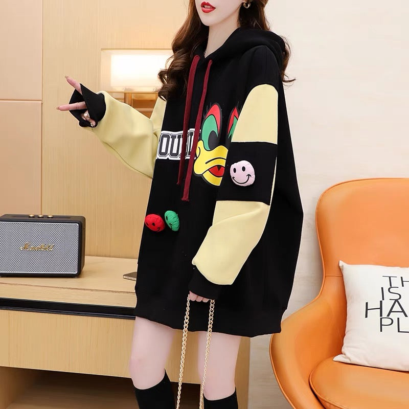 Fleece and thickened hooded sweater women's 2022 new autumn and winter hot style fashion western style age-reducing loose design coat