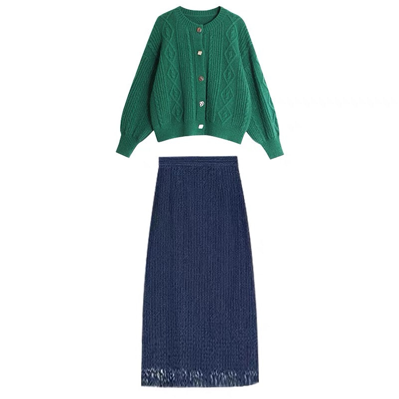 Autumn and winter women's milk series wear a French bellflower cold salt series a complete set of milky high-end two-piece suit skirts