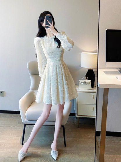 Lace dress women's 2022 autumn and winter new French style temperament ladies sweet waist slimming bottoming a-line skirt