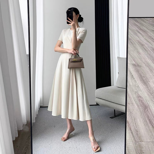 Guo Ge custom round neck dress 2022 summer new high-end sense waist slim temperament goddess fan long skirt
