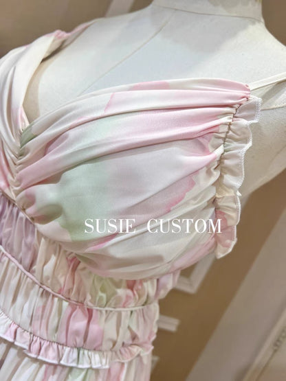Customized deep V-neck pleated fungus edge with chest pad waist A-line tutu skirt printed suspender dress