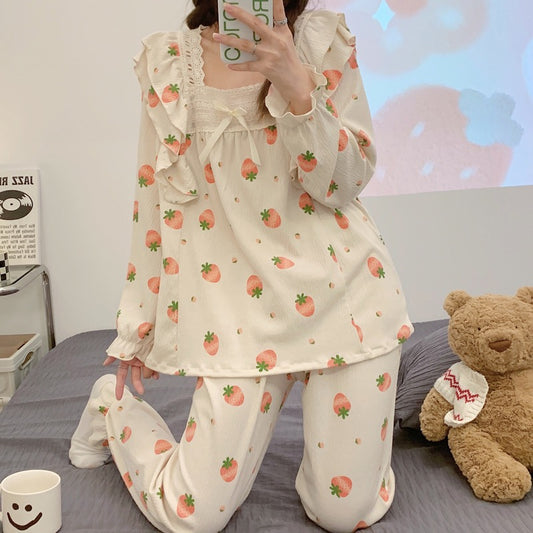 2022 new sweet strawberry spring and autumn summer long-sleeved pajamas women's cotton gauze can wear princess wind suit