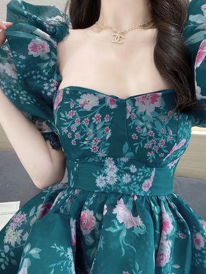 Puff skirt dress women's summer 2023 new retro printing temperament sweet French square collar puff sleeve princess dress