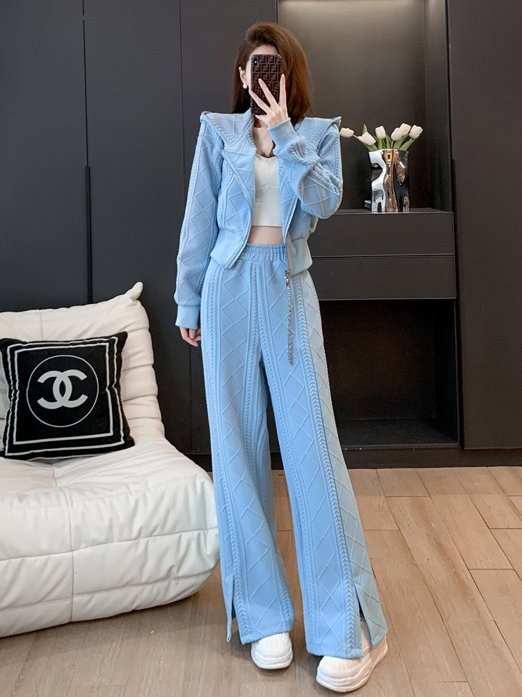 Women's autumn and winter sports suit women's autumn and winter fashion foreign style casual leisure age small fragrance European goods fried street sweater wide-leg pants two-piece set