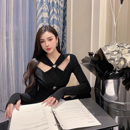 Wang Jiujiu temperament celebrity design sense self-cultivation and slim inner bottoming skirt long-sleeved mid-length dress women