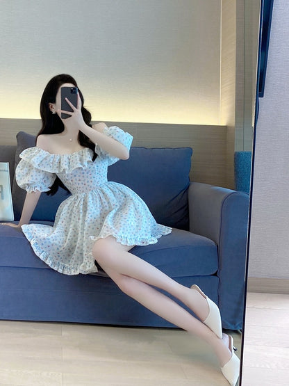 Small floral dress women's summer 2022 new high-end temperament French square collar sweet puff sleeve a-line skirt 2031