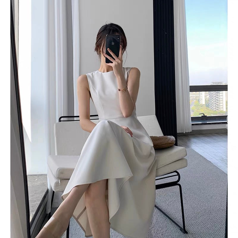 Guoge custom sleeveless dress 2022 summer new high-end sense waist slim temperament goddess fan round neck dress