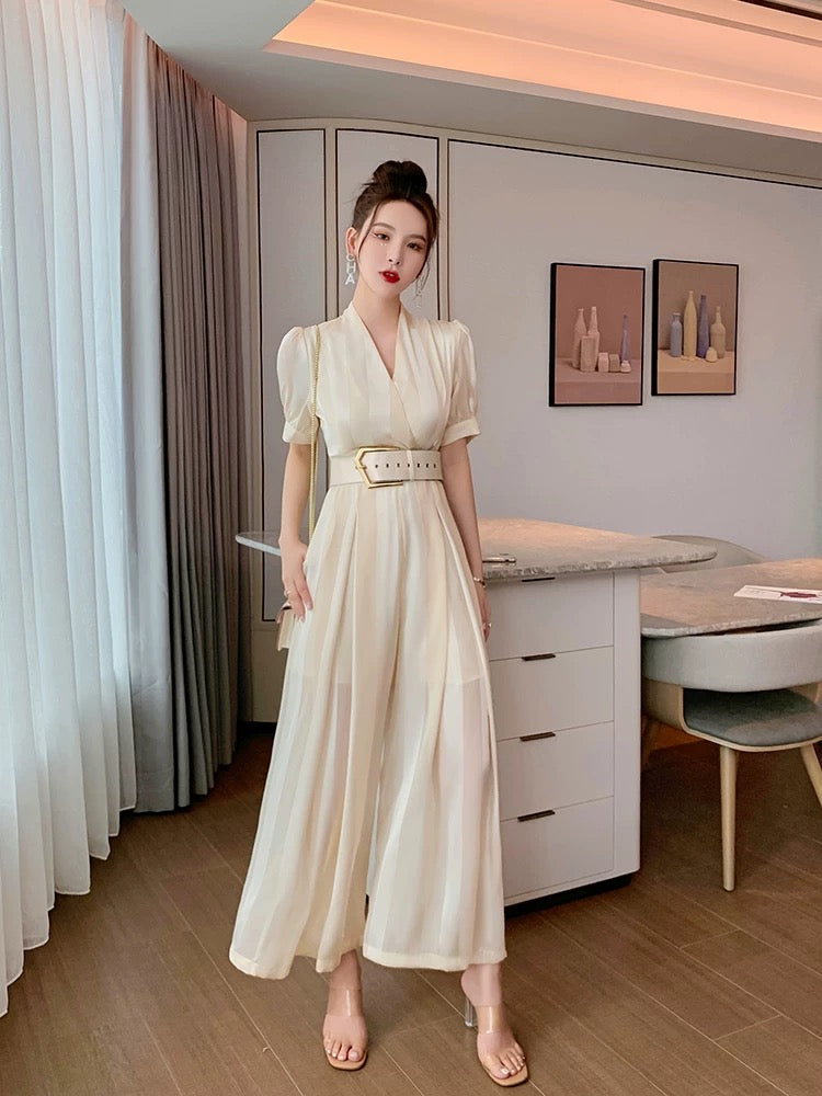 European station shows thin wide-leg pants temperament jumpsuit women's high-end fashion commuter high waist 2022 summer new slim fit