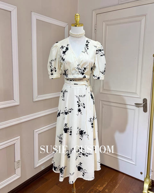 Retro black and white contrast printing V-neck puff sleeves elastic waist strap top high waist A-line skirt long skirt suit