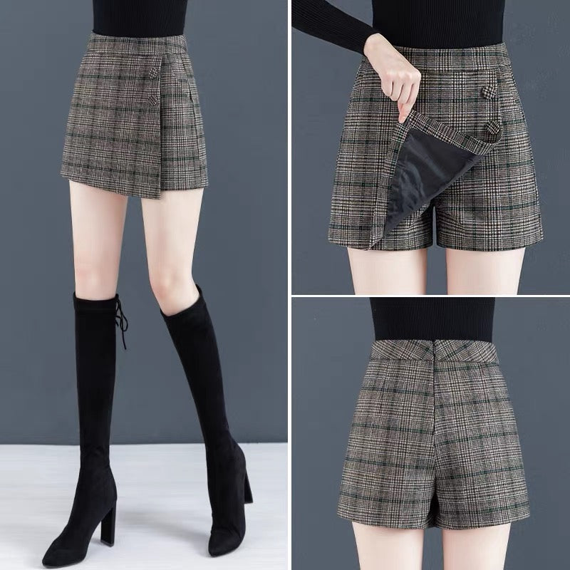 Woolen shorts women's autumn and winter 2021 new high waist loose wide-leg skirt pants A-line outerwear explosive style plaid boot pants