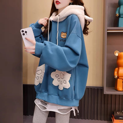 Fleece and thickened hooded sweater women's 2022 new autumn and winter hot style fashion western style age-reducing loose design coat