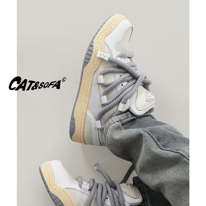 Cat and Sofa Dirty Braids/Original Design 2023 New Skateboard Bread Shoes Retro Couples Casual All-Match Sneakers
