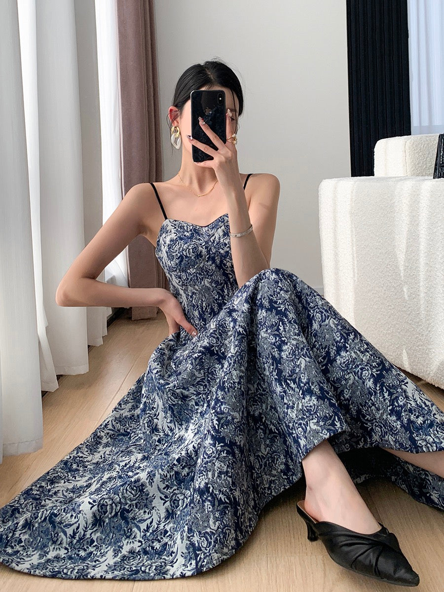 FT GUOGE suspender dress female 2023 summer new high-end sense French light luxury gentle wind jacquard dress