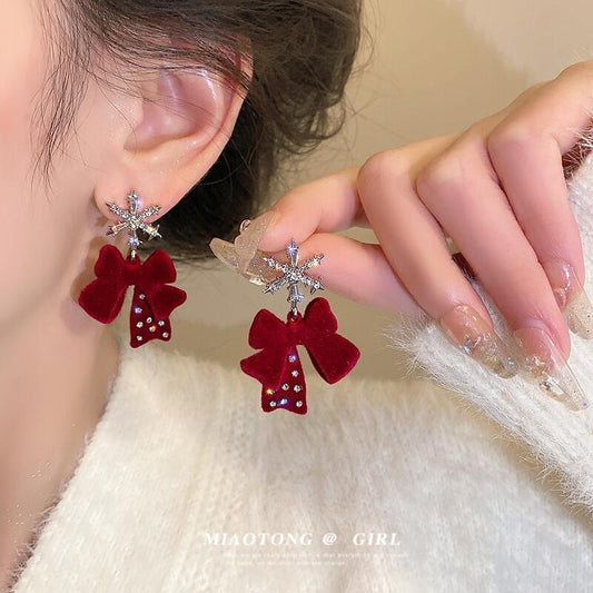 New Year Christmas Red Bow Snowflake Earrings Female Niche Design Sensation Net Red Explosion High-end Stud Earrings