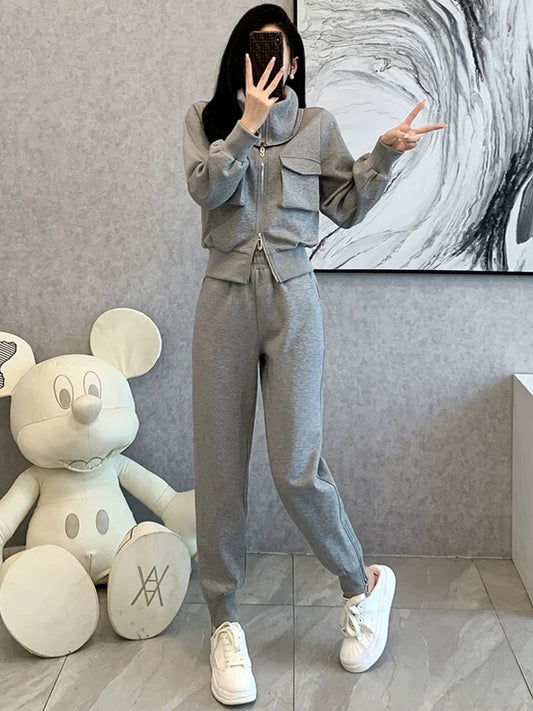 European station sports and leisure suit women's autumn 2022 new fashionable foreign style lapel sweater fashionable fried street two-piece set