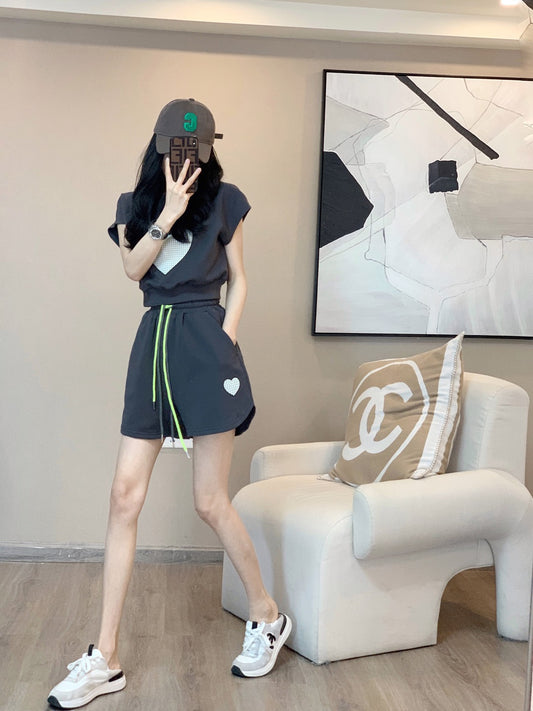 Casual suit women's autumn 2022 new style small fragrance fashion fried street small sports trousers two-piece trendy