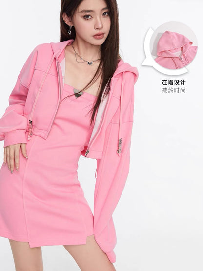 Fantu casual royal sister style short sweater hot girl suspender skirt suit 2022 autumn new niche two-piece female
