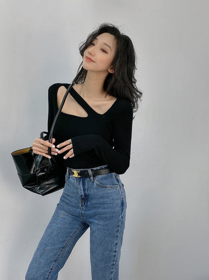 DOUBLE Z clavicle French square collar hollowed out knitted sweater women's autumn black hollowed out bottoming sweater