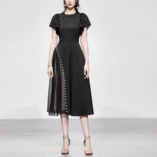 2022 summer new fashionable round neck lotus leaf short-sleeved slim fit commuter large pendant pearl decoration black dress