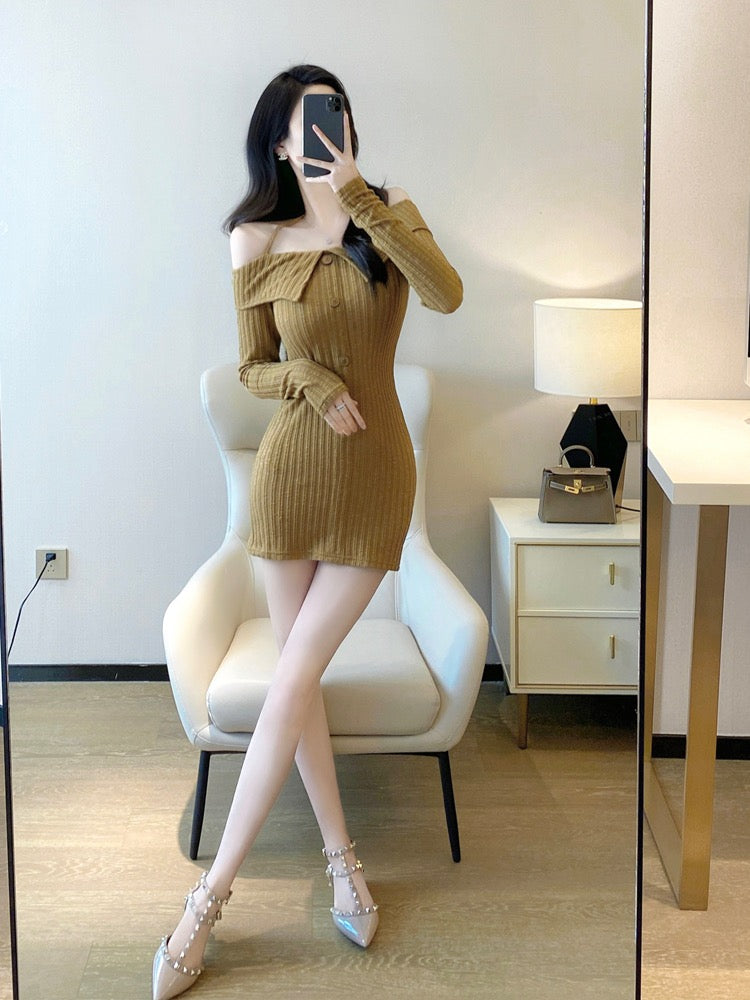 Knitted dress women's autumn and winter 2023 new temperament ladies one word collar strapless hanging neck sexy hot girl bag hip skirt
