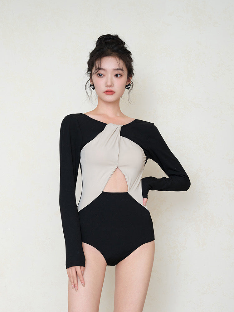 Jinzhu swimsuit women's conjoined 2022 new hot style slimming cover belly small chest conservative long-sleeved hot spring bathing suit