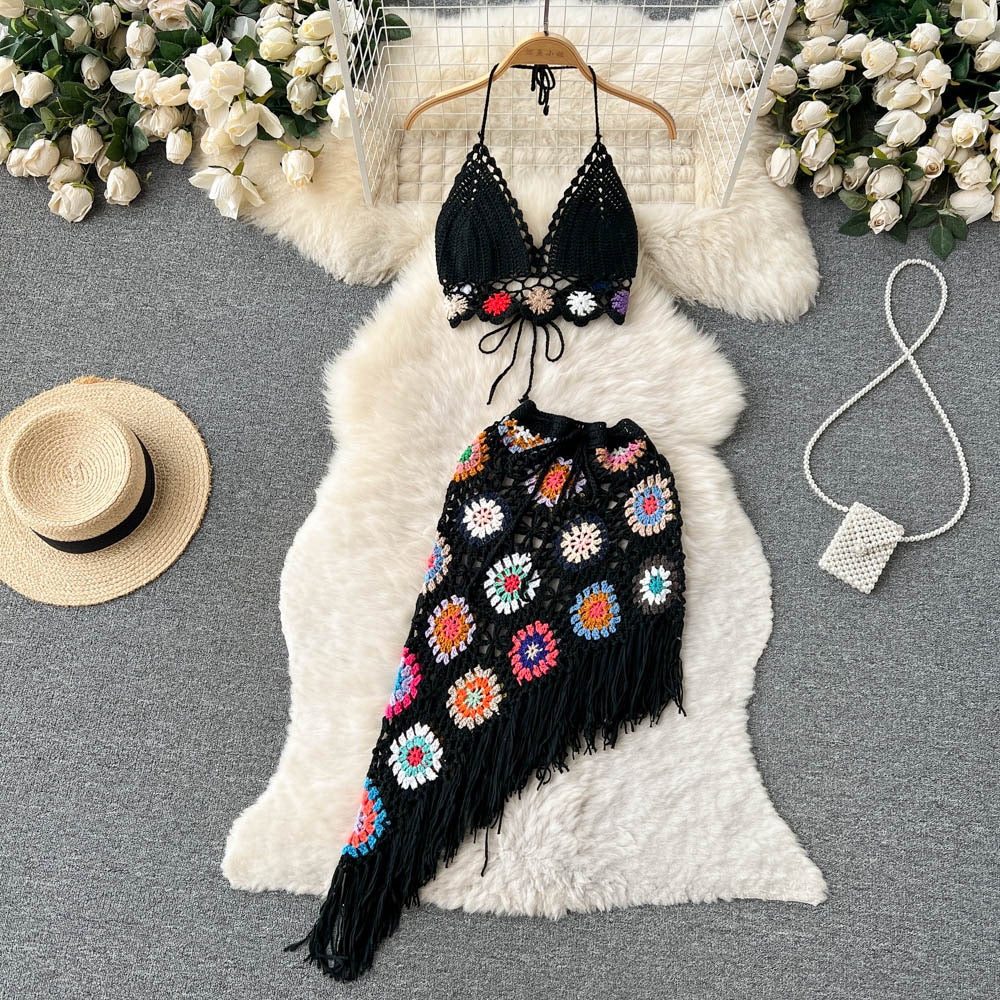 Summer bohemian style knitted hollow hook flower halter neck V-neck tube top + irregular skirt two-piece suit