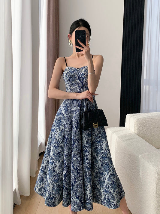 FT GUOGE suspender dress female 2023 summer new high-end sense French light luxury gentle wind jacquard dress