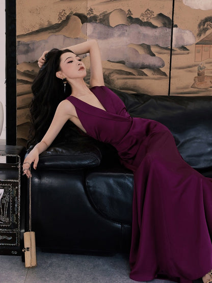 Xiaoli Phantom of the Opera Halter Neck Suspender Dress Autumn and Winter 2022 French Ladies Advanced Sexy Dress Dress