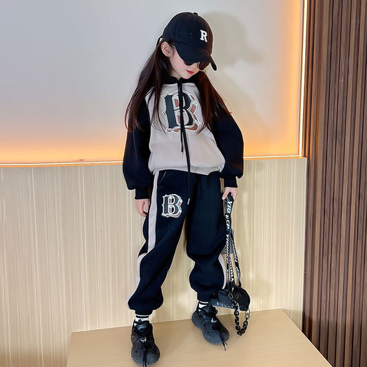 Girls fleece suit autumn and winter style 2022 new net red fried street middle and big children's winter clothes fashionable western style sports sweater