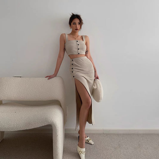 Super A good-quality suspender suit 2-piece set with outer wear and inner wear to show the figure and slimming, a must-split bag hip skirt bm