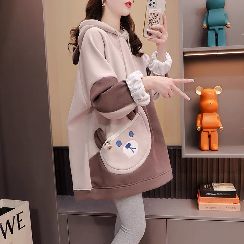 Fleece and thickened hooded sweater women's 2022 new autumn and winter hot style fashion western style age-reducing loose design coat