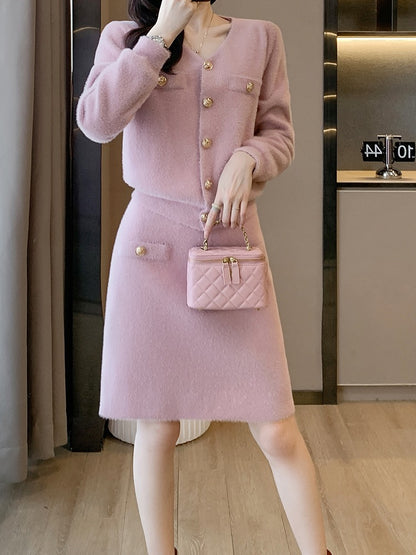 RMOJUL celebrity Xiaoxiang style imitation mink fur V-neck knitted cardigan jacket + A-line skirt fashion suit Luojia