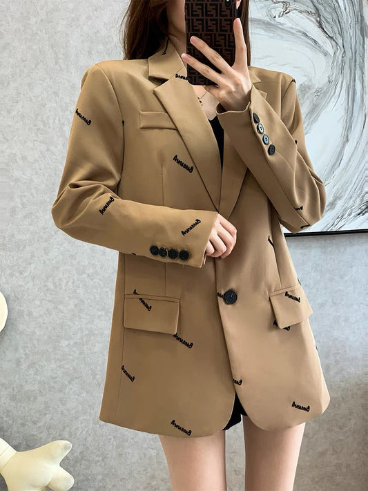 2022 autumn new French temperament light familiar style loose and thin high-end design sense niche casual suit jacket